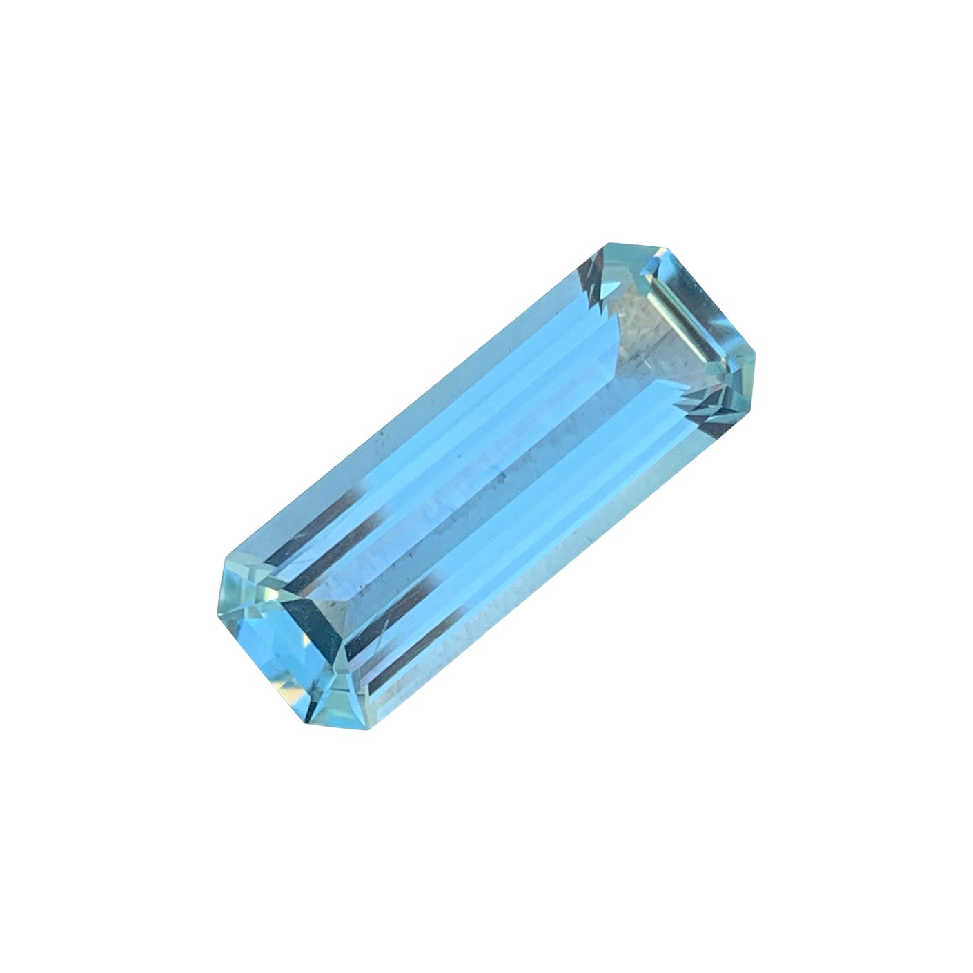 Incredible Sky Blue Aquamarine Cut Stone Loose Aquamarine for Pendant Size Use