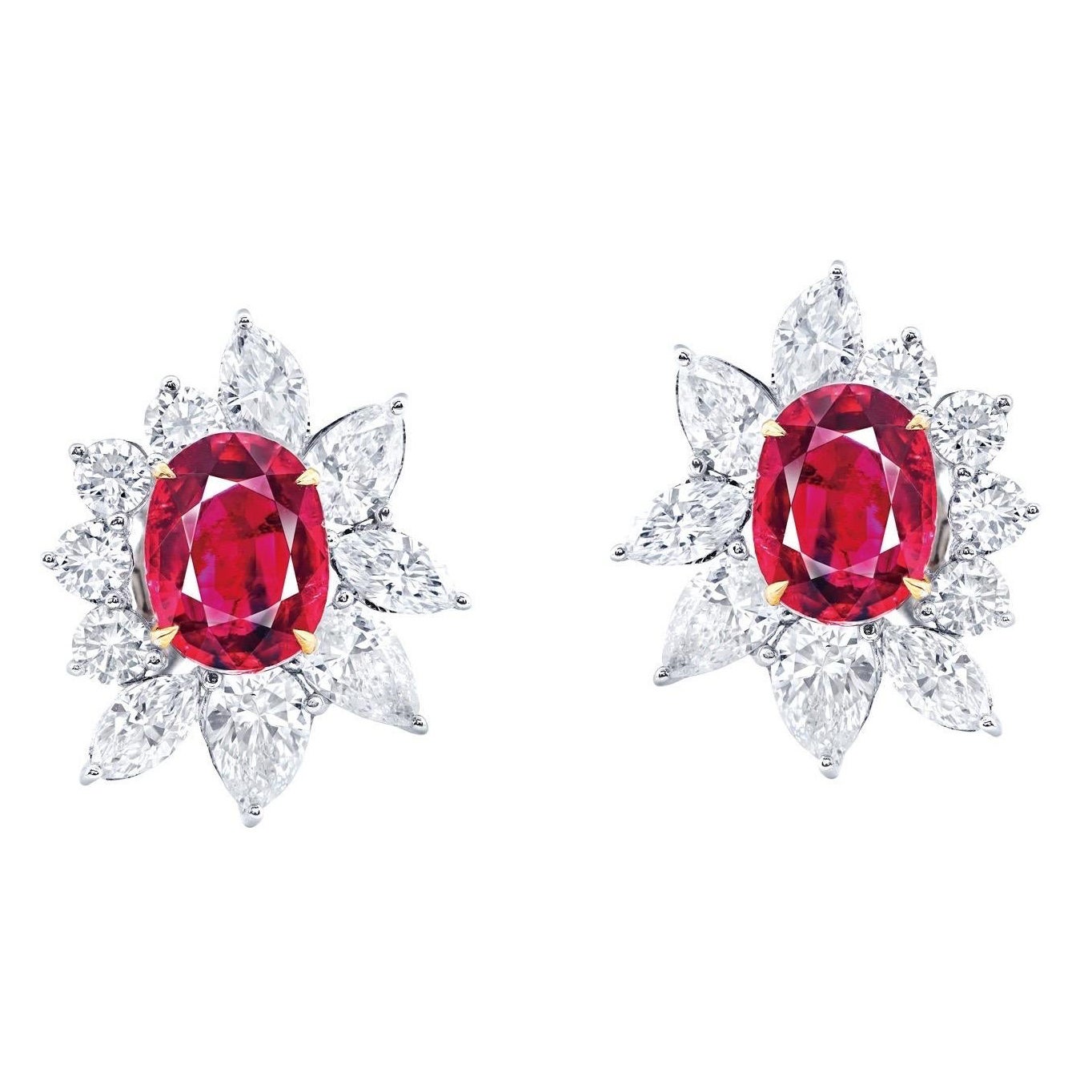 Emilio Jewelry Boucles d'oreilles en rubis de Birmanie certifié sans chaleur  en vente