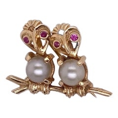 Love Birds Brooch with Pearls and Rubies in 14 Karat Yellow Gold