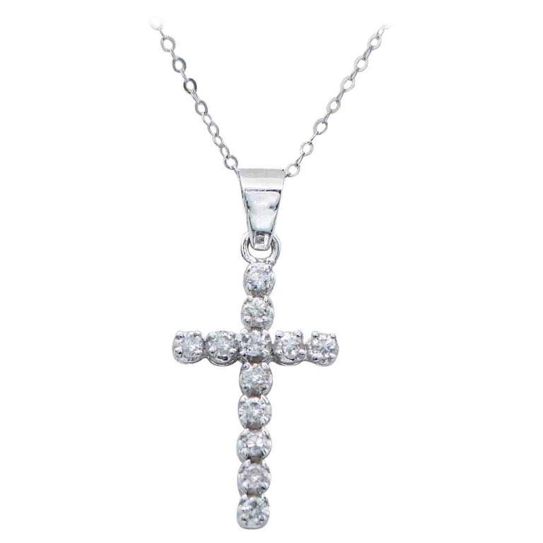 Diamonds, White Gold Cross Pendant Necklace. For Sale at 1stDibs