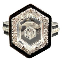 Bague de fiançailles vintage Art déco hexagonale inspirée du cristal de roche et des diamants