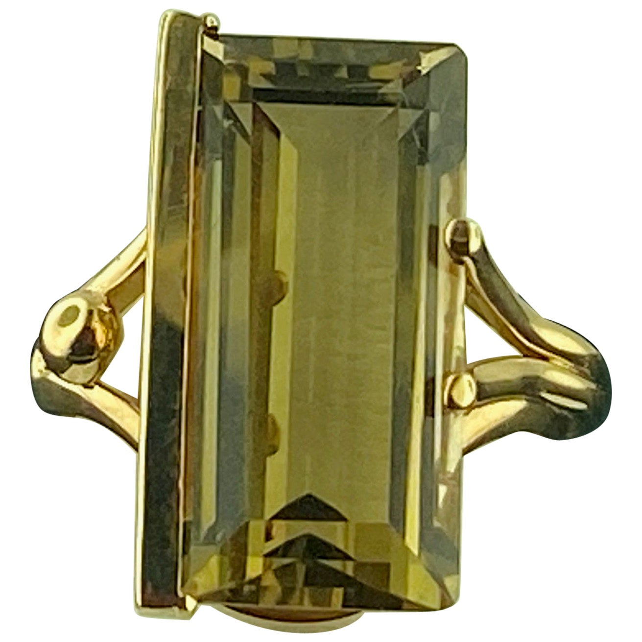 10.66 Carat Emerald Cut Smokey Quartz Ring in Yellow Gold For Sale