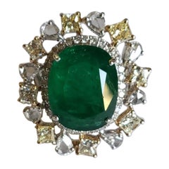 Set in 18K Gold, 9.08 carats Zambian Emerald, Rose Cut Diamonds Engagement Ring 