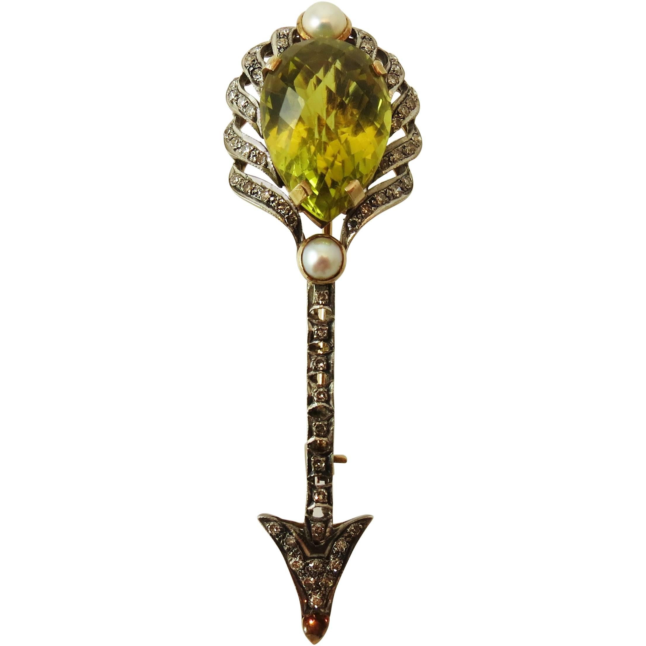 Green Quartz Pearl Diamond Gold Arrow Pin For Sale