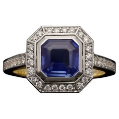 Hancocks 1.59ct Octagonal Sapphire and Diamond Cluster Ring Contemporary (Bague octogonale à saphir et diamant)