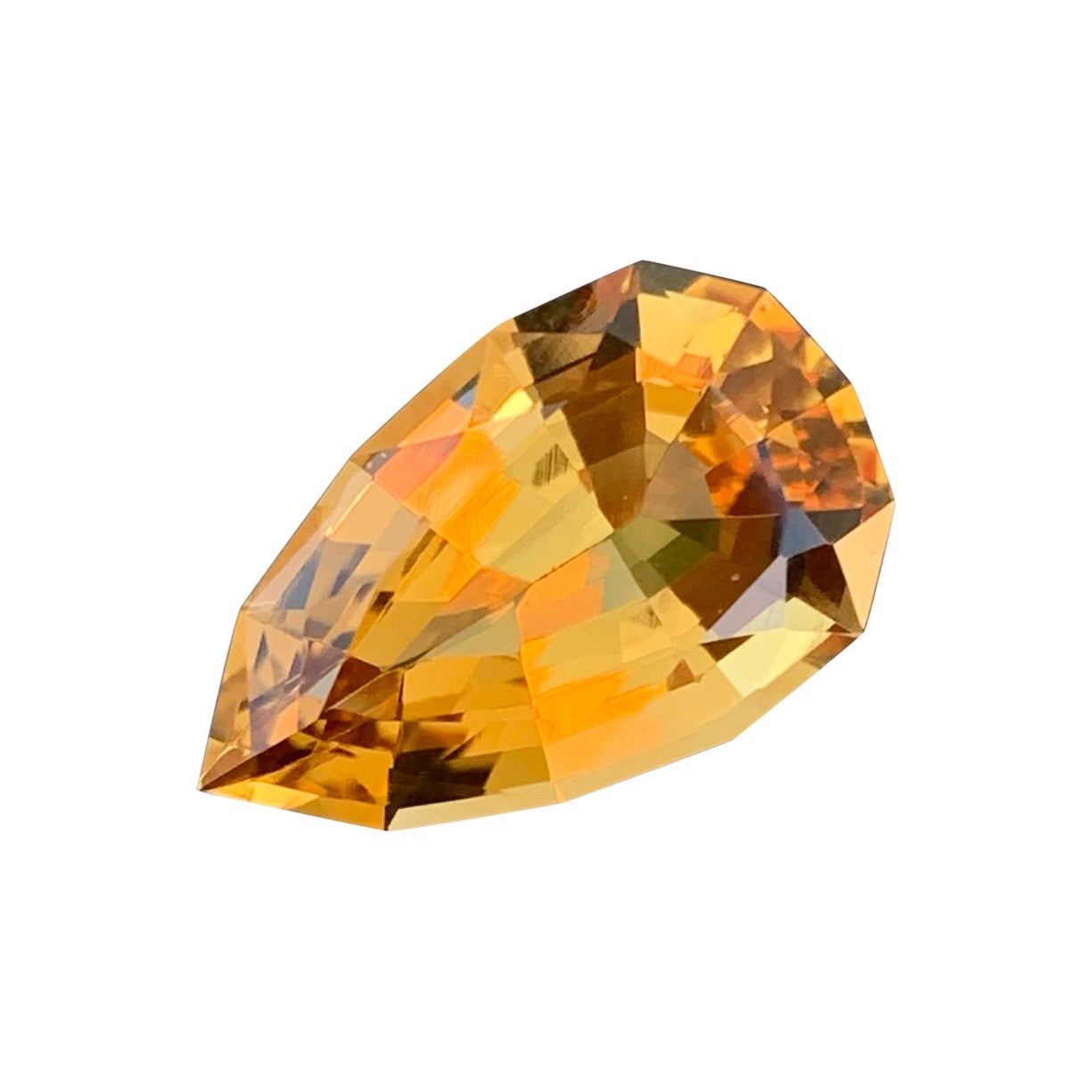 Sparkling Natural Citrine For Pendant 7.90 CT Brazilian Citrine For Jewelry  For Sale