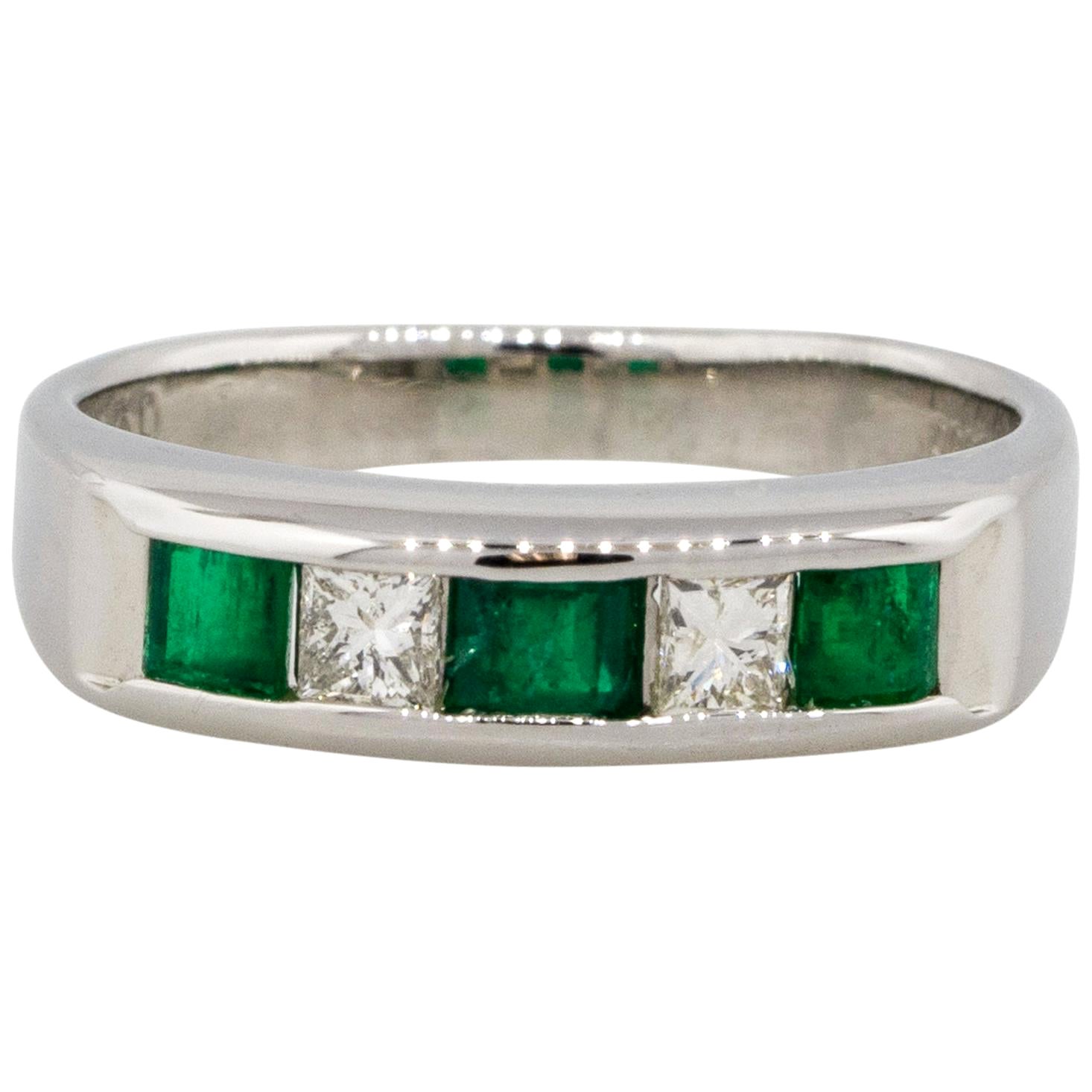 Alternating Diamond & Emerald Five Stone Band Platinum in Stock For Sale