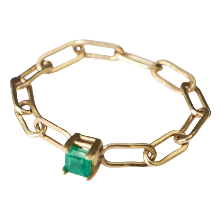 Emerald Gold Chain Ring 14K Stackable J Dauphin For Sale