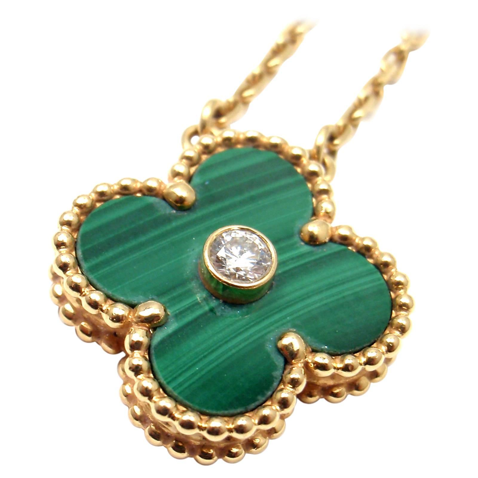 Van Cleef & Arpels Limited Edition Alhambra Malachite Diamond Gold Necklace