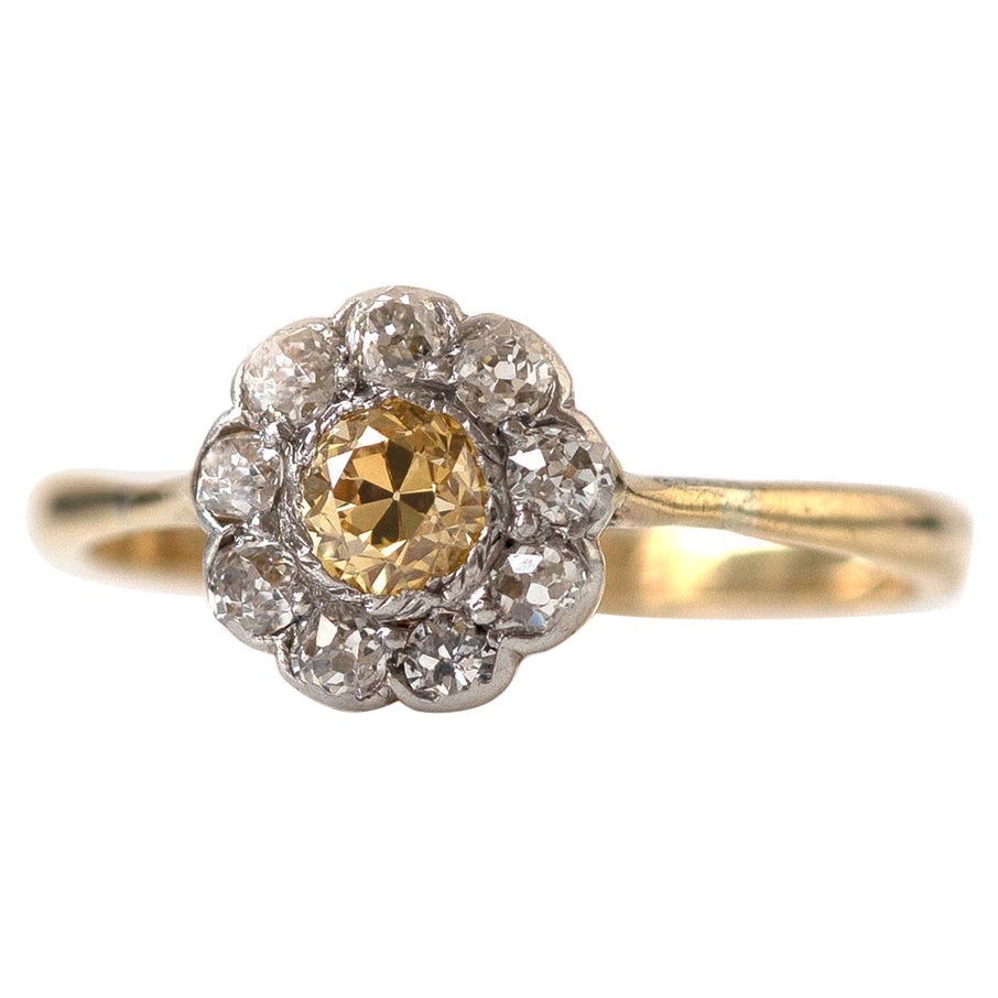 Bague grappe victorienne ancienne en or 18 carats avec diamants jaunes de 0,65 carat