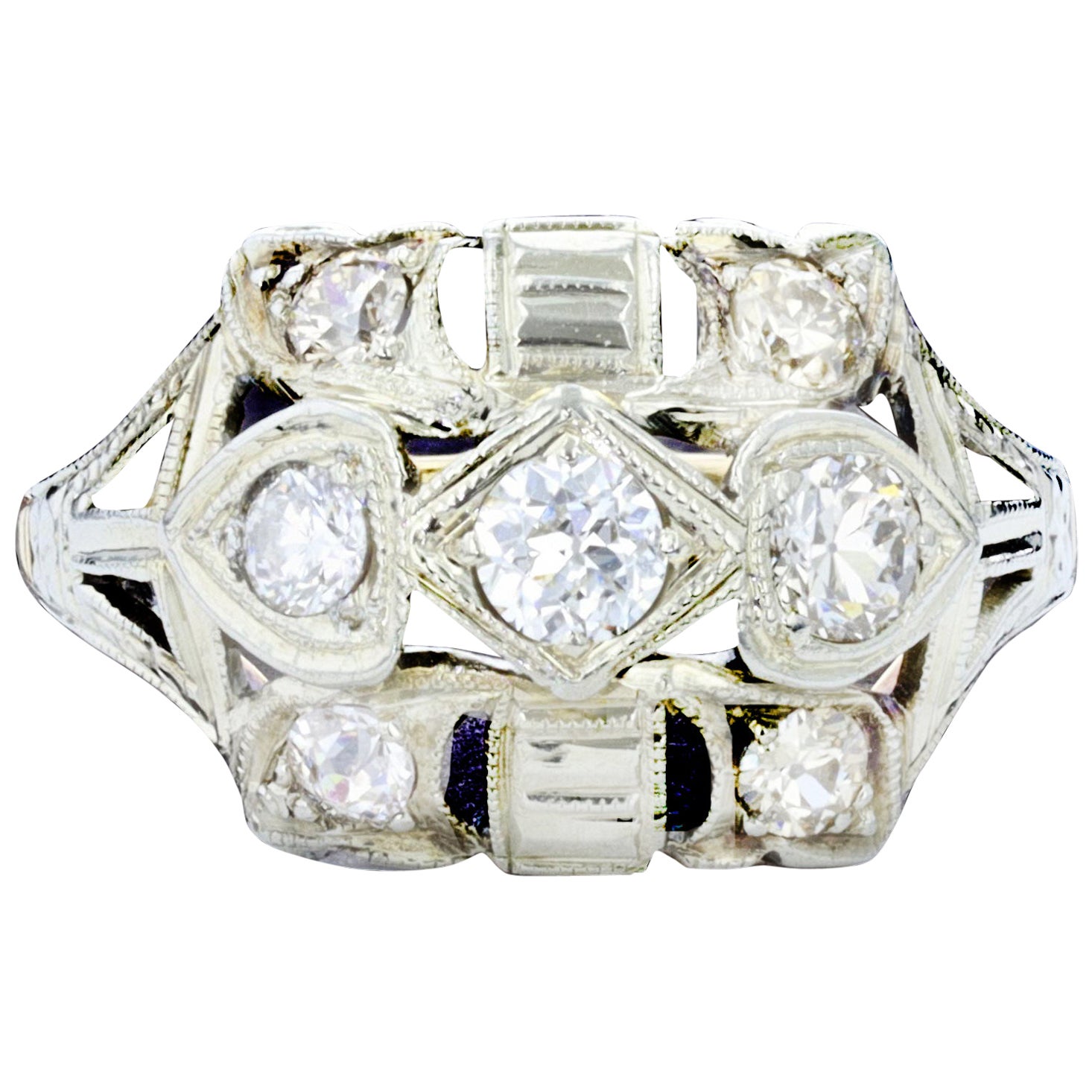 Bague éternelle et emblématique en diamants de style édouardien en vente