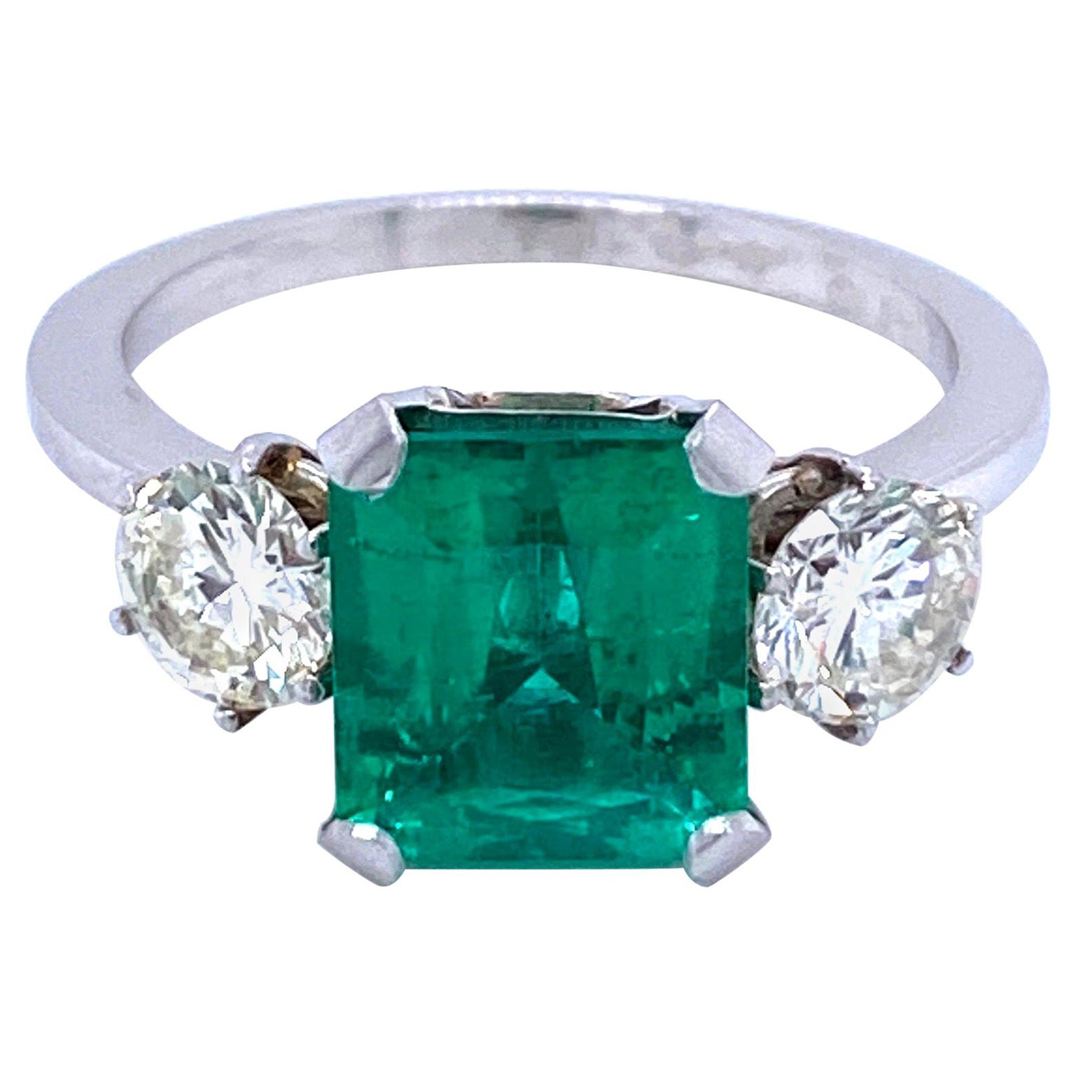 Estate Certified 2.75 Carat Colombian Emerald Diamond Platinum Ring