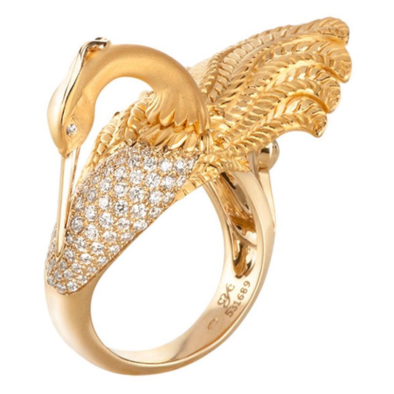 Carrera Y Carrera 18 Karat Yellow Gold Heron Ring with .40cts Diamonds For Sale