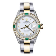 Rolex Montre Datejust en perles blanches avec diamants bicolores et émeraudes 69173