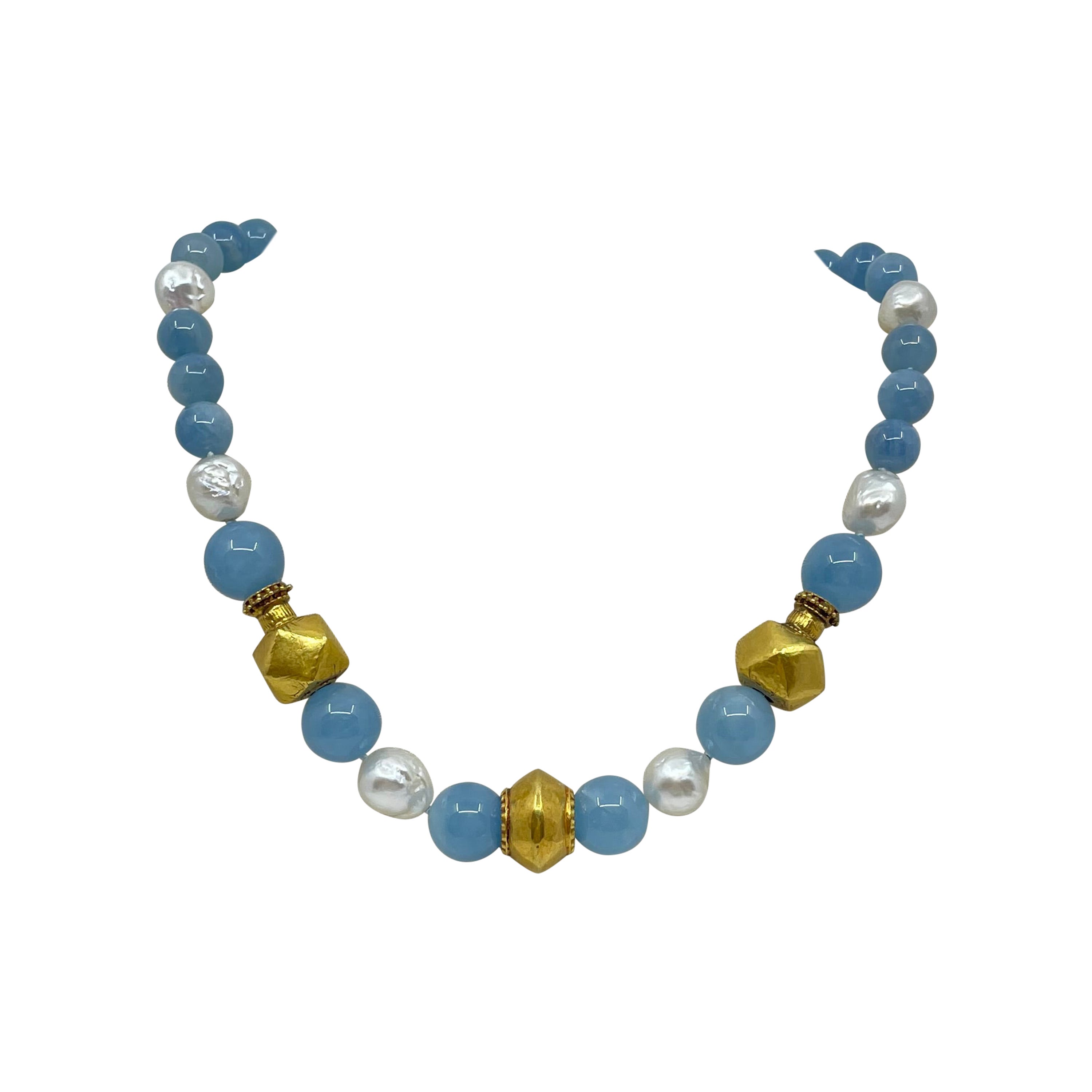 Halskette mit Aquamarin, Südseeperlen, Gold und Perlen aus 18 Karat massivem Gold 