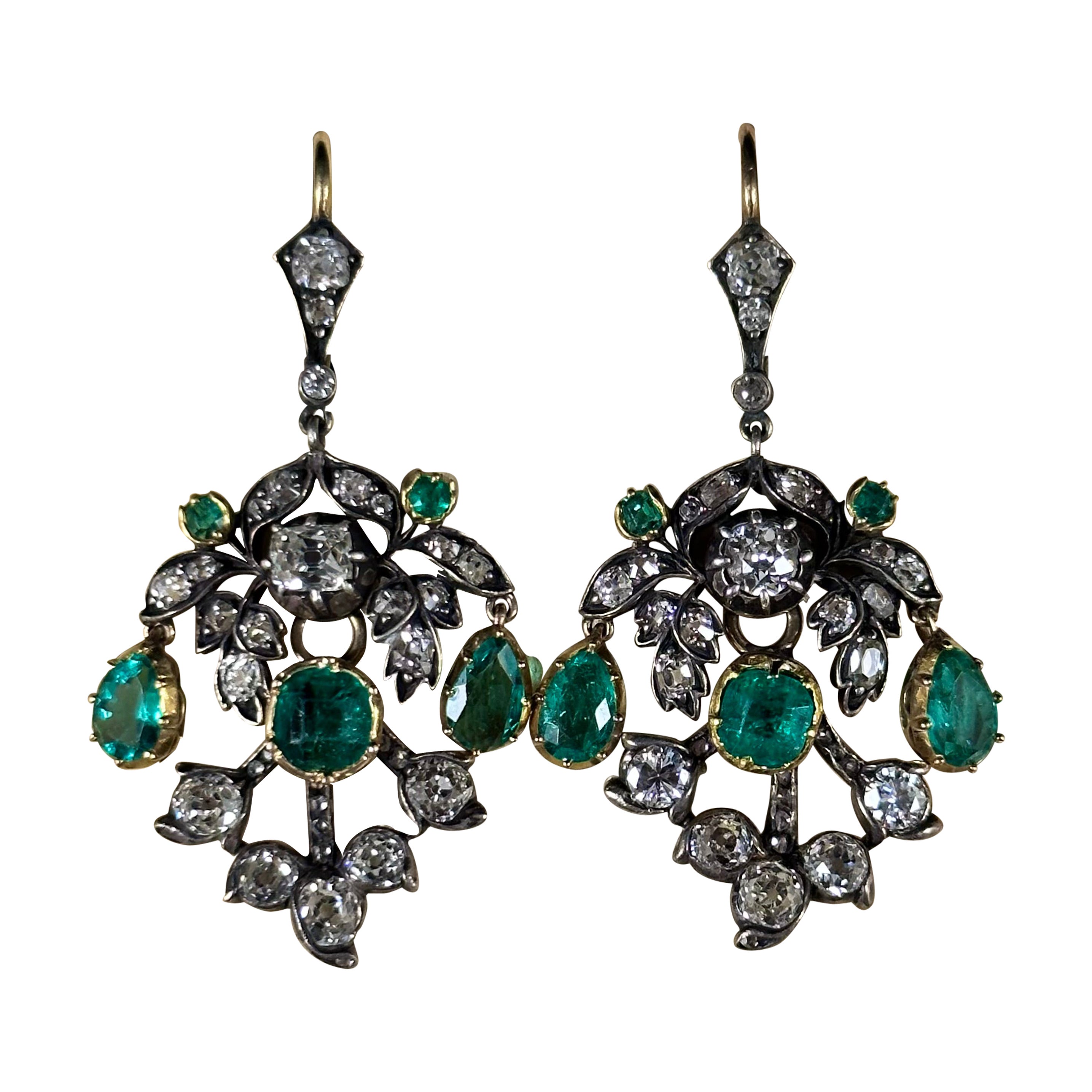 Antique La Belle Epoque Colombian Emerald Diamond Earrings Silver Gold, C. 1915 For Sale
