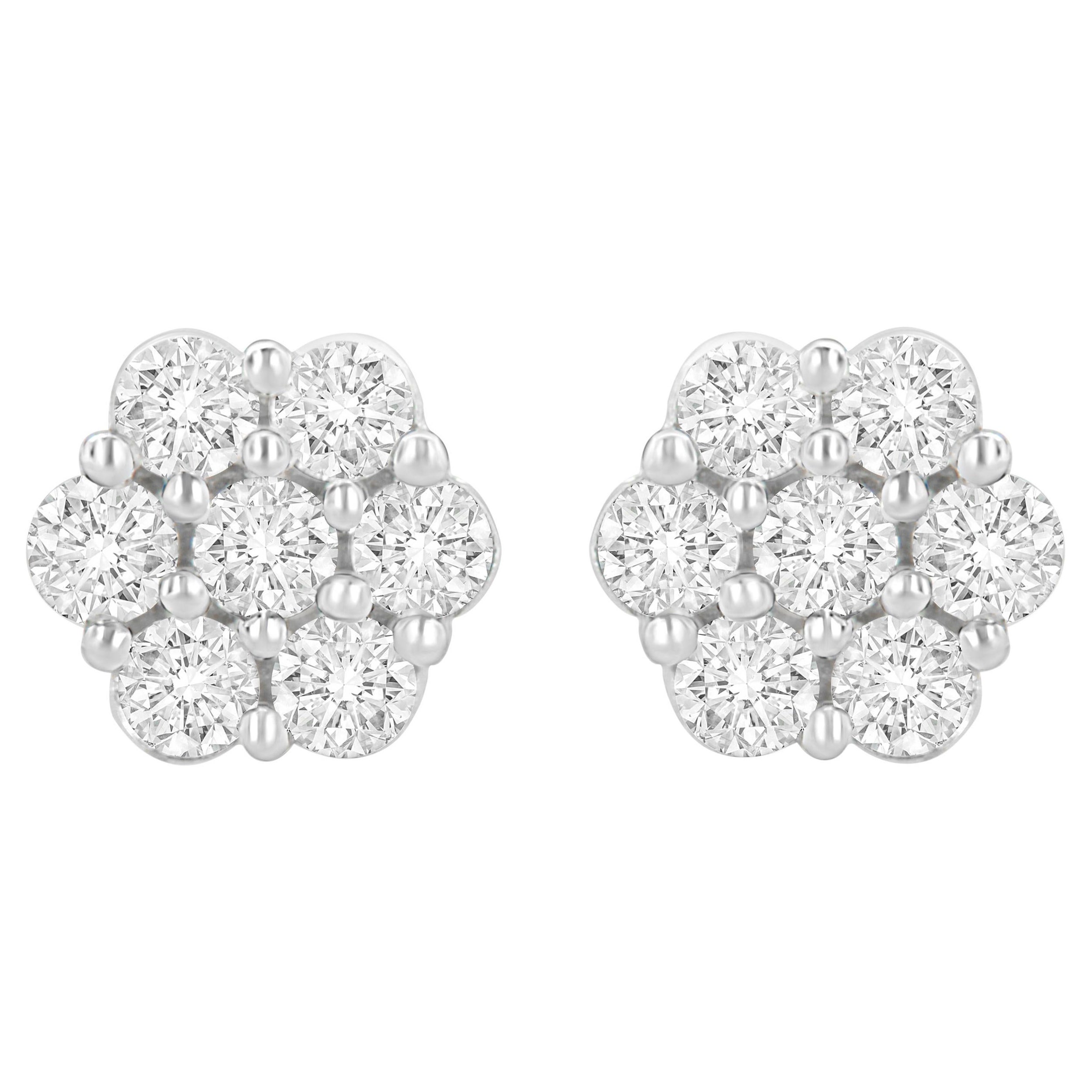 14K White Gold 1.0 Carat Prong Set Round-Cut Diamond Floral Stud Earrings For Sale