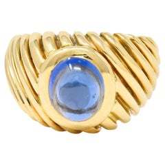 1960's Vintage Sapphire Cabochon 18 Karat Gold Unisex Gemstone Ring