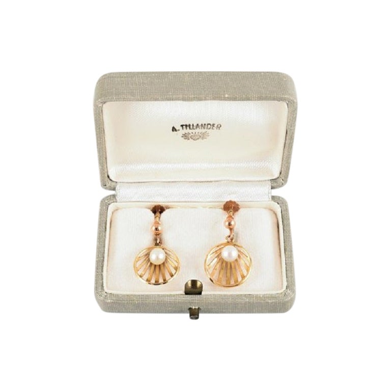 Wallins, Sweden, Pair of Earrings in 14 Carat Gold with Cultured Pearls