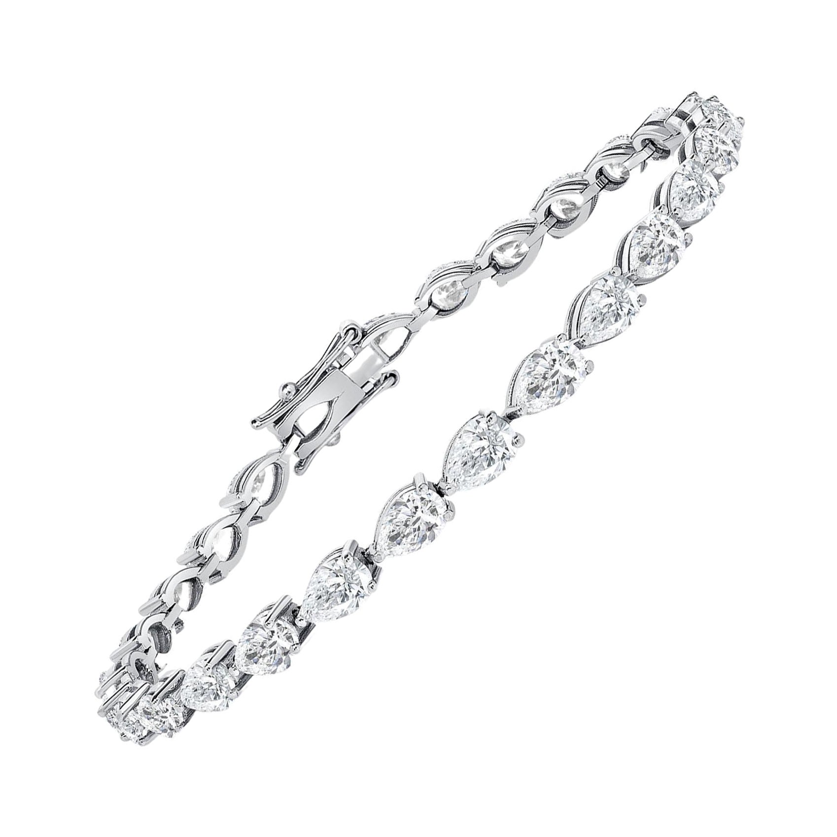 18k White Gold Pear-Shape Diamond Tennis Bracelet, 'F-G, VS' For Sale