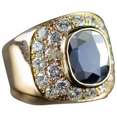 2.85 Carat Sapphire Diamond Accented Gold Ring 11