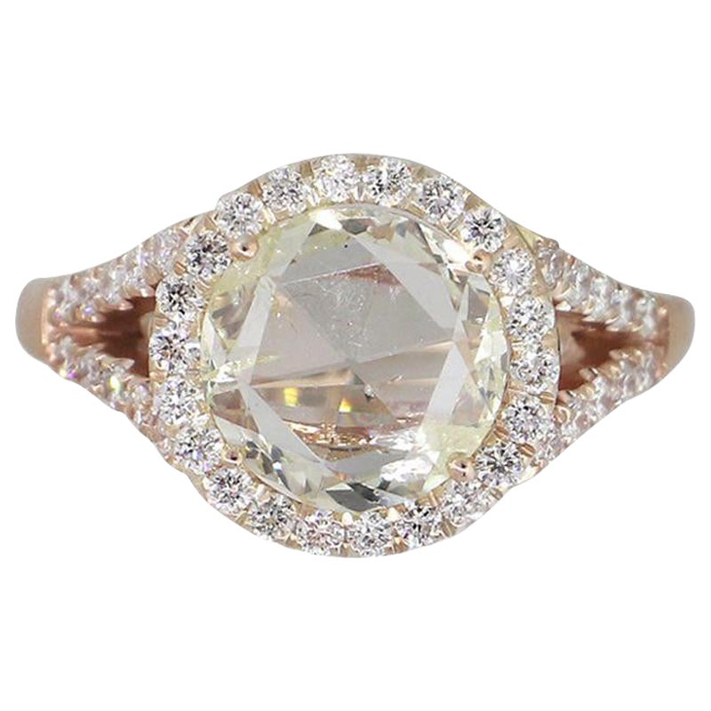 Round Cut Diamond Halo Engagement Ring For Sale