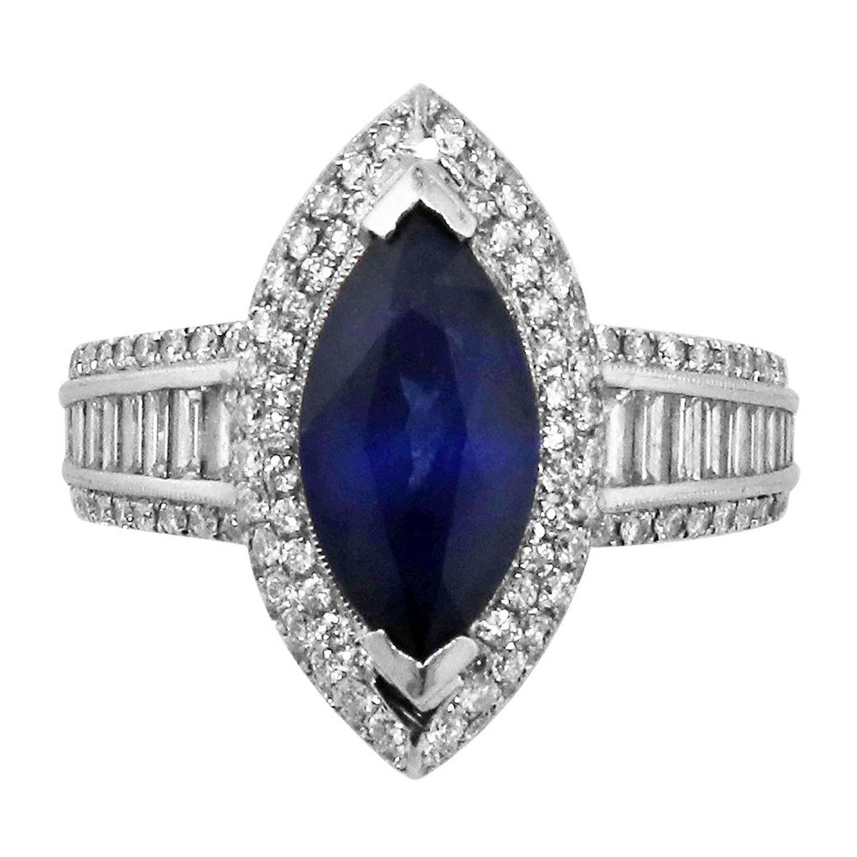 2 Carat Sapphire Ring For Sale