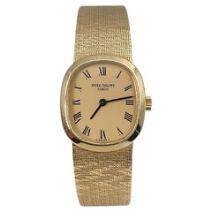 1970er Jahre Patek Philippe 18 Karat Gelbgold Modell 4132/1 Armbanduhr