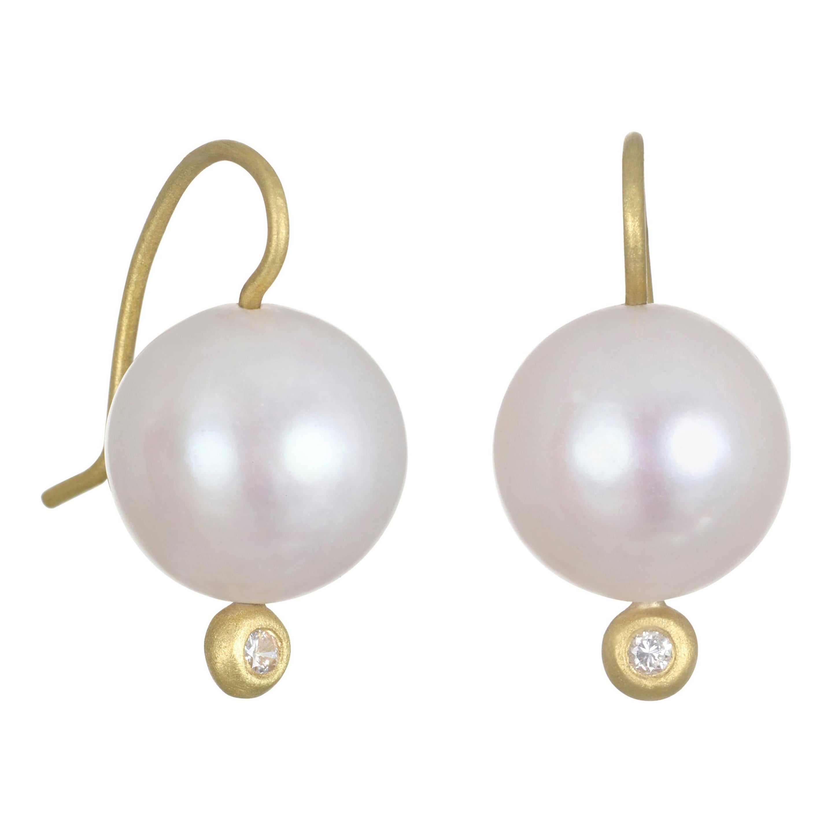 Faye Kim 18 Karat Gold White Freshwater Pearl Drop Earrings with Diamond Accent For Sale