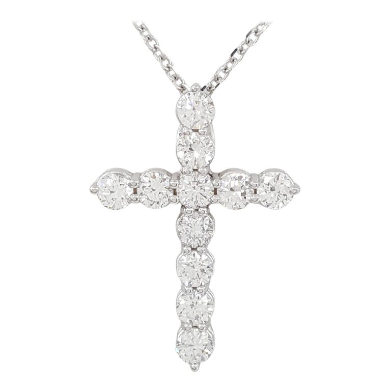 2 Carat Round Brilliant Cut Diamond Cross White Gold Necklace For Sale