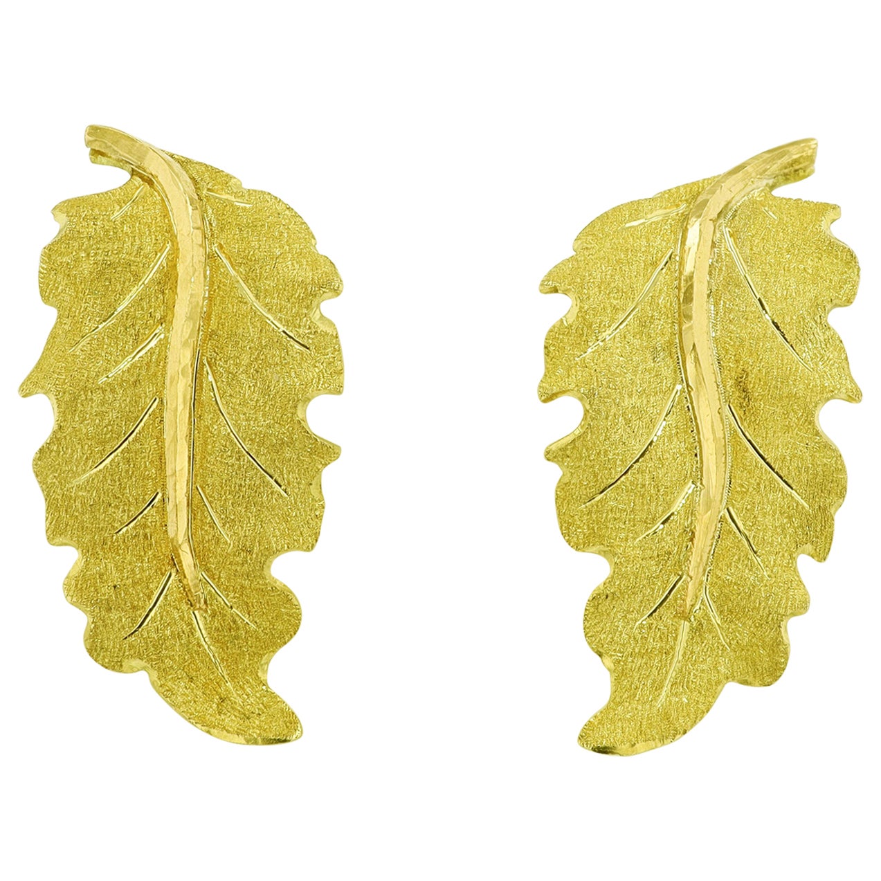 Buccellati Vintage 1970s 18kt Gold Leaf Earrings For Sale