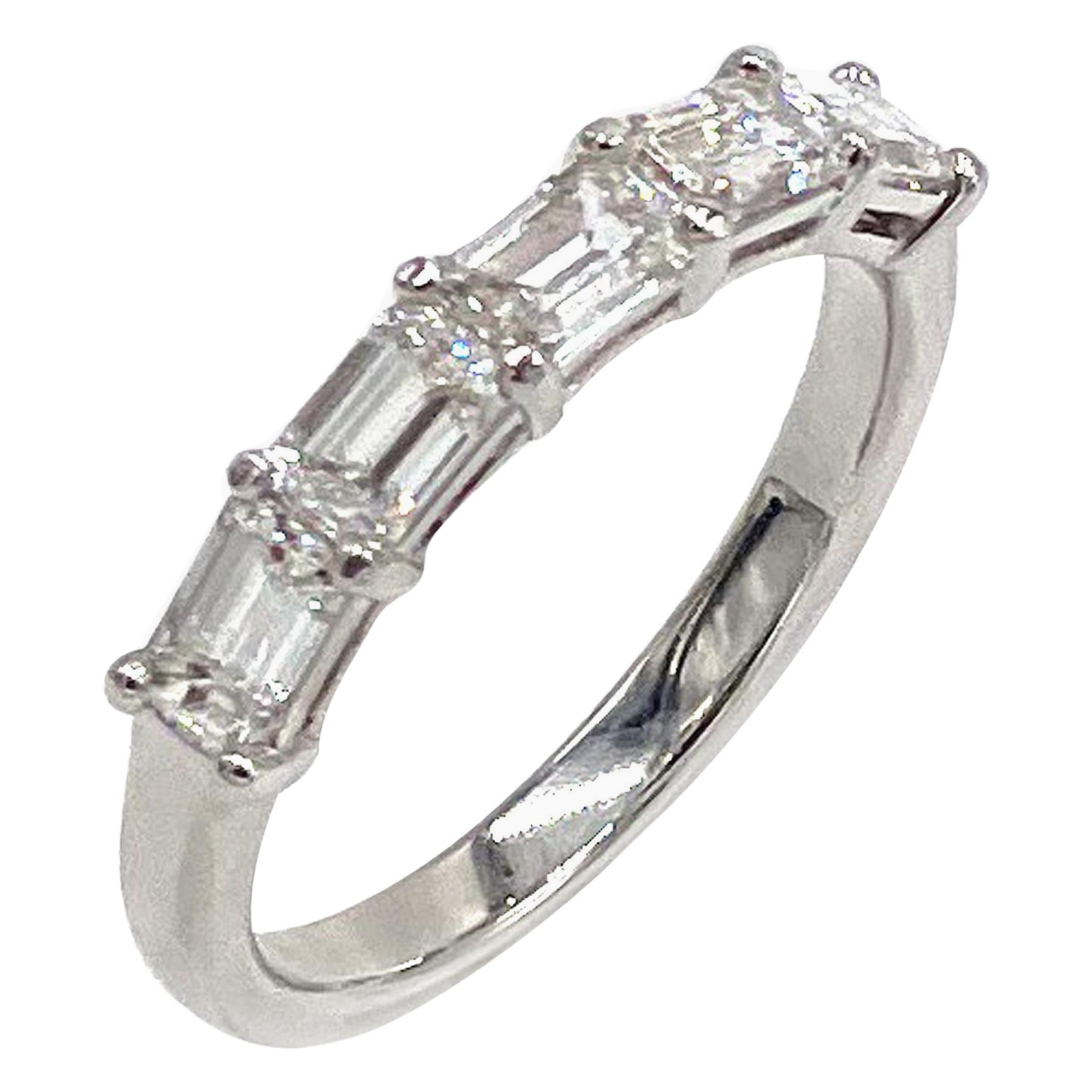 18k White Gold Ring with 5 East-West Set Emerald Cut Diamonds For Sale