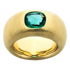 Alex Jona Emerald Yellow Gold Brushed Band Ring