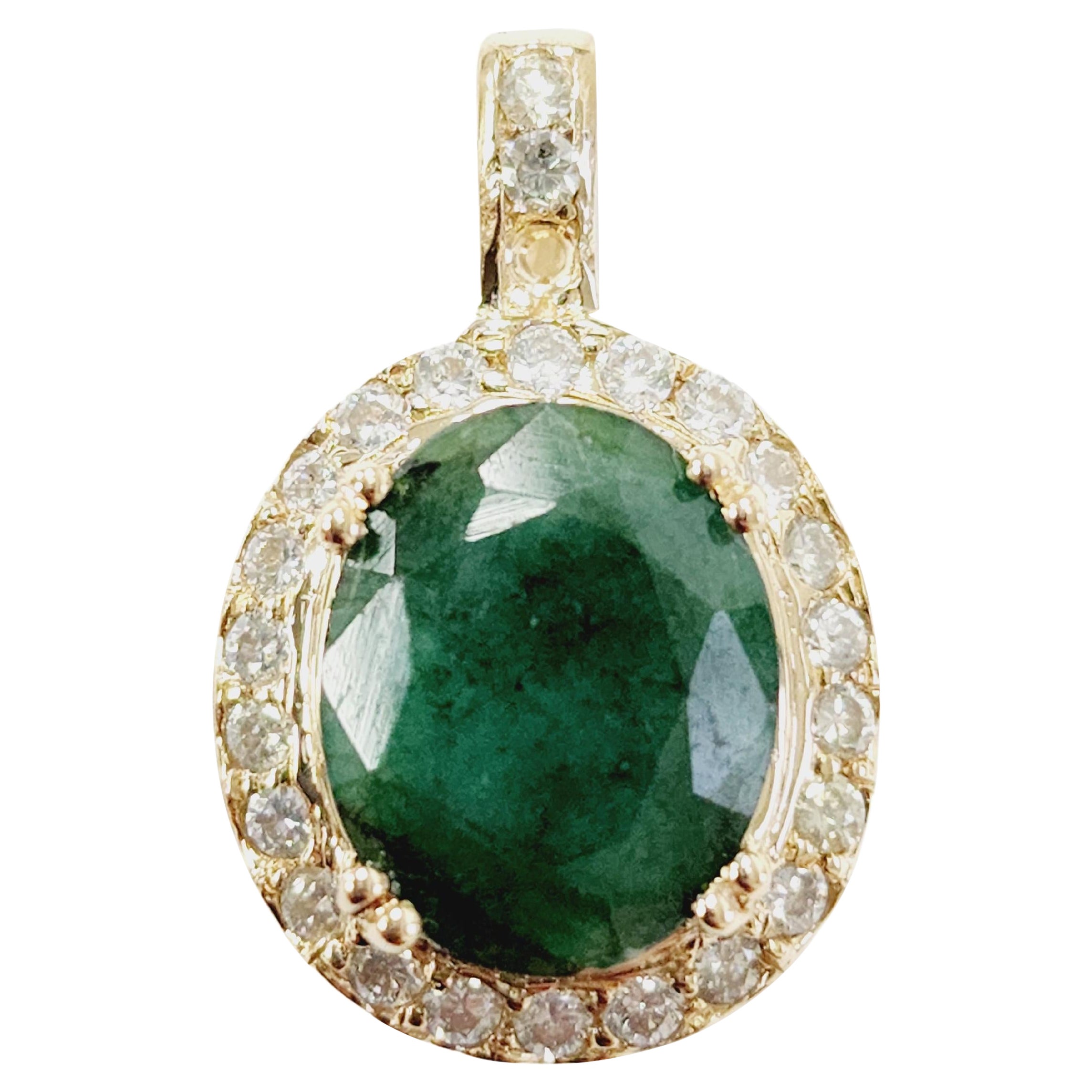 3.55 Carats Natural Emerald Diamond Pendant Yellow Gold 14 Karat For Sale