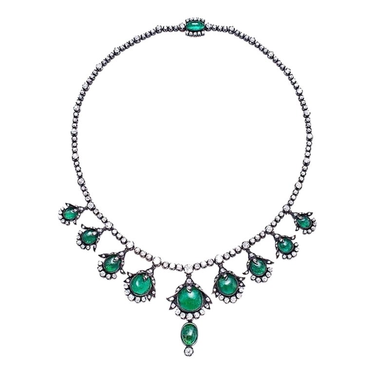 Certified Antique Victorian No Oil 393.00 Carat Russian Emerald Necklace For Sale