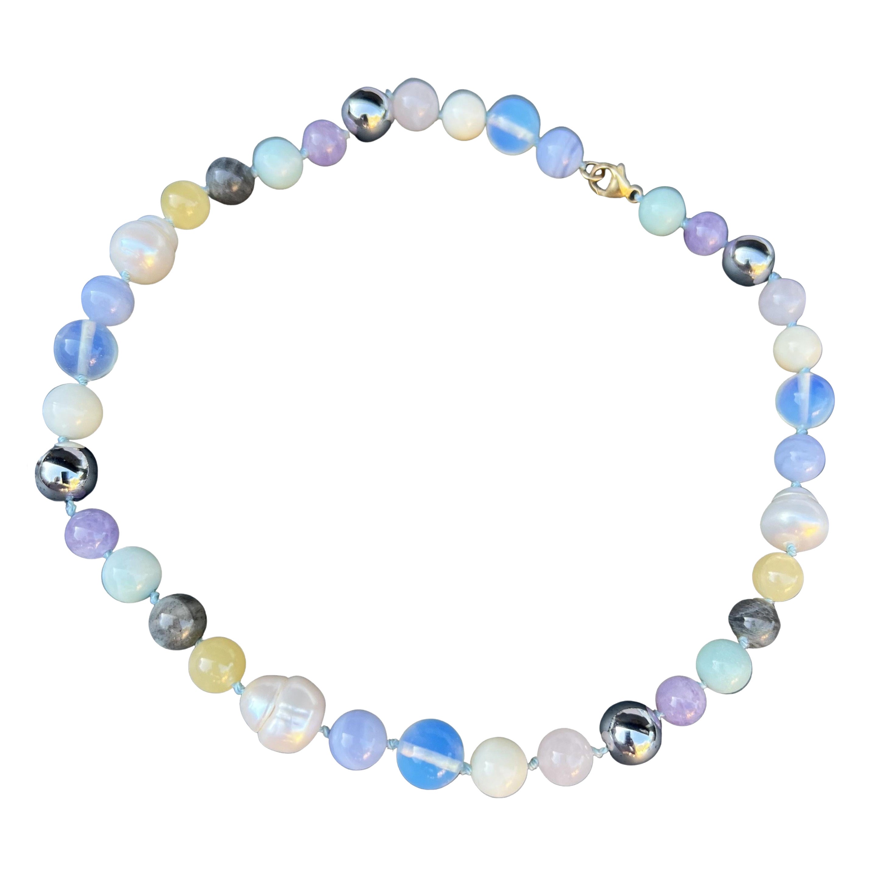 Collier de perles semi-précieuses multicolores pastel Choker J Dauphin