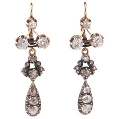 Boucles d'oreilles anciennes en or et argent avec diamants taillés à l'ancienne