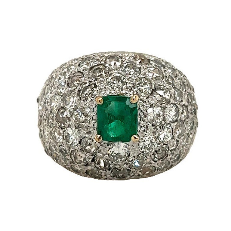 Art Deco Diamond & Colombian Emerald Dome Ring in Platinum & Gold For Sale