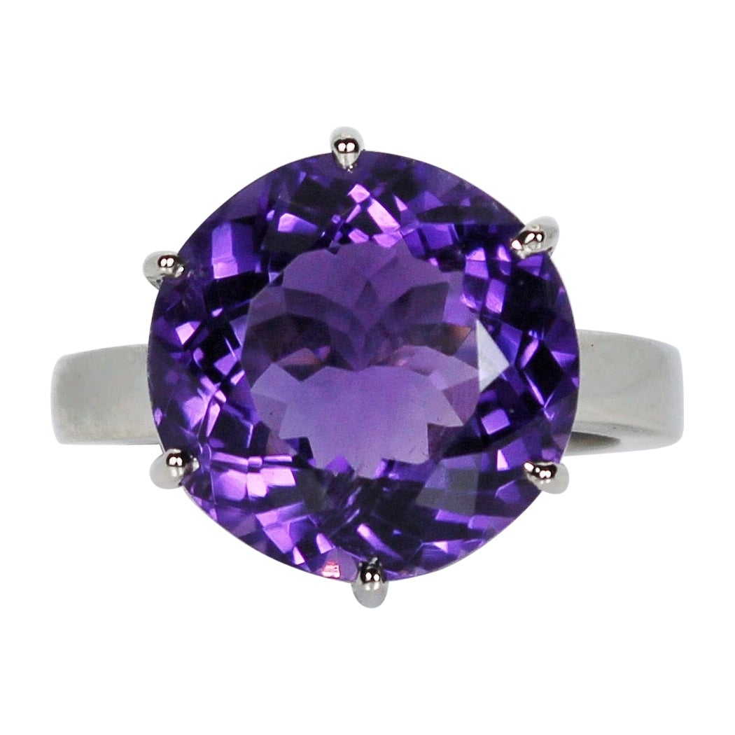 Round Cut Natural Amethyst Gemstone Ring For Sale