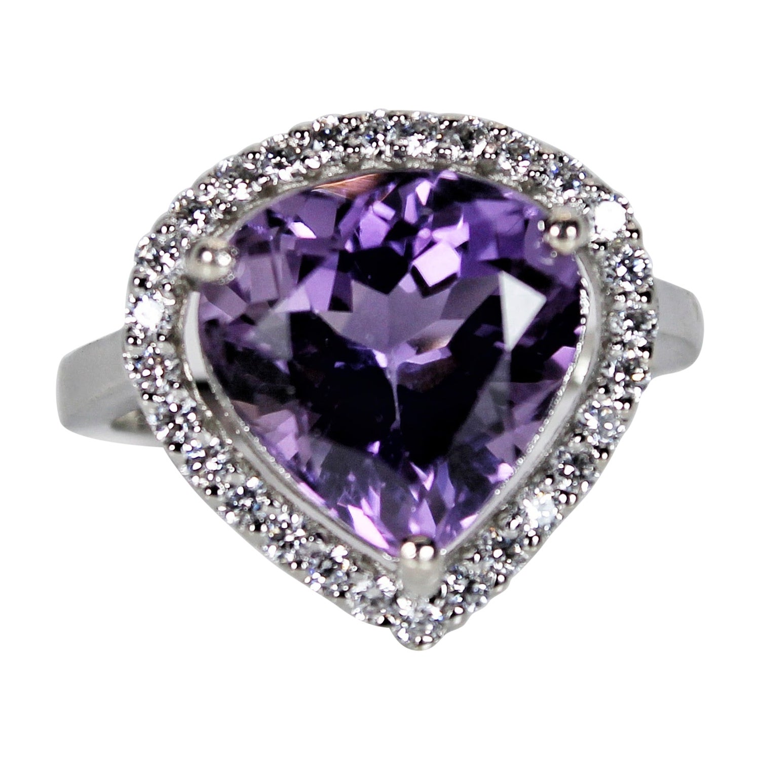 Timeless 5.35 Carat Pear Shaped Amethyst Ring For Sale