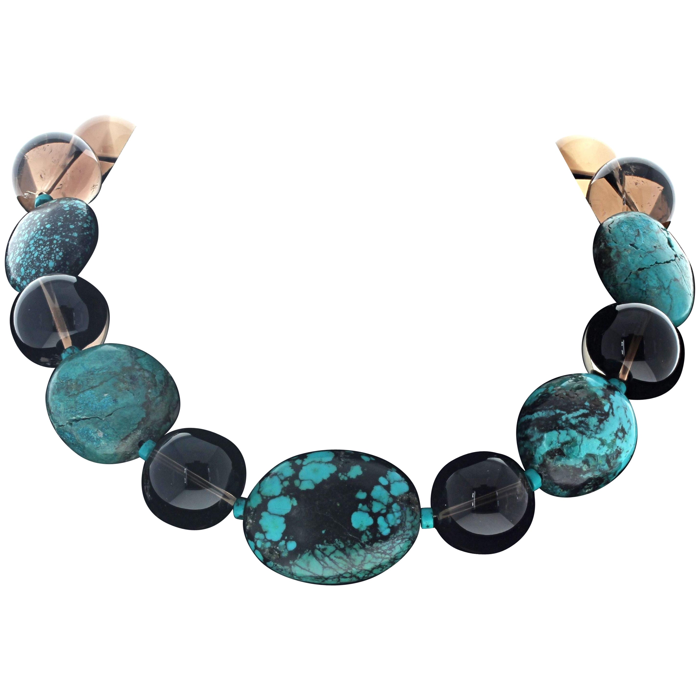 AJD Magnifica collana di turchese naturale e quarzo fumé reale da 17".