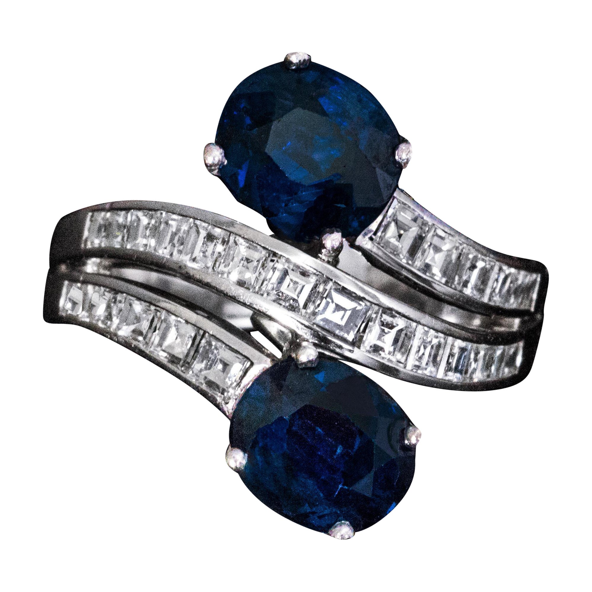 Sapphire Diamond Vintage Engagement Ring For Sale