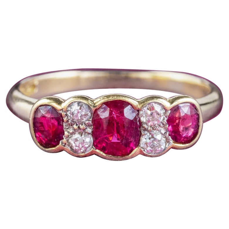 Antique Victorian Ruby Diamond Ring in 0.85ct Ruby For Sale