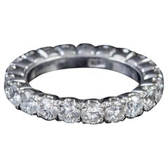 Vintage Diamond Full Eternity Ring in 3.15 Carat of Diamond
