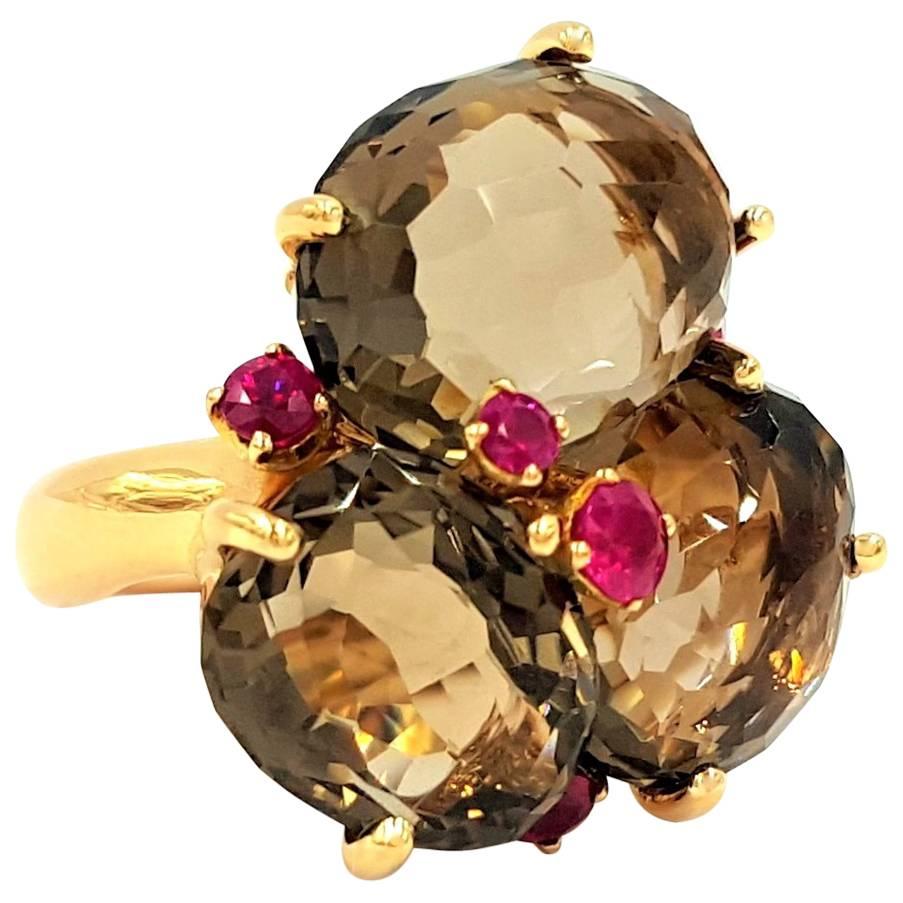 Designer Pomellato Stunning Bahia Smokey Quartz and Ruby Gold Ring