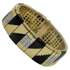 Diamond Gold Onyx Modern Bracelet