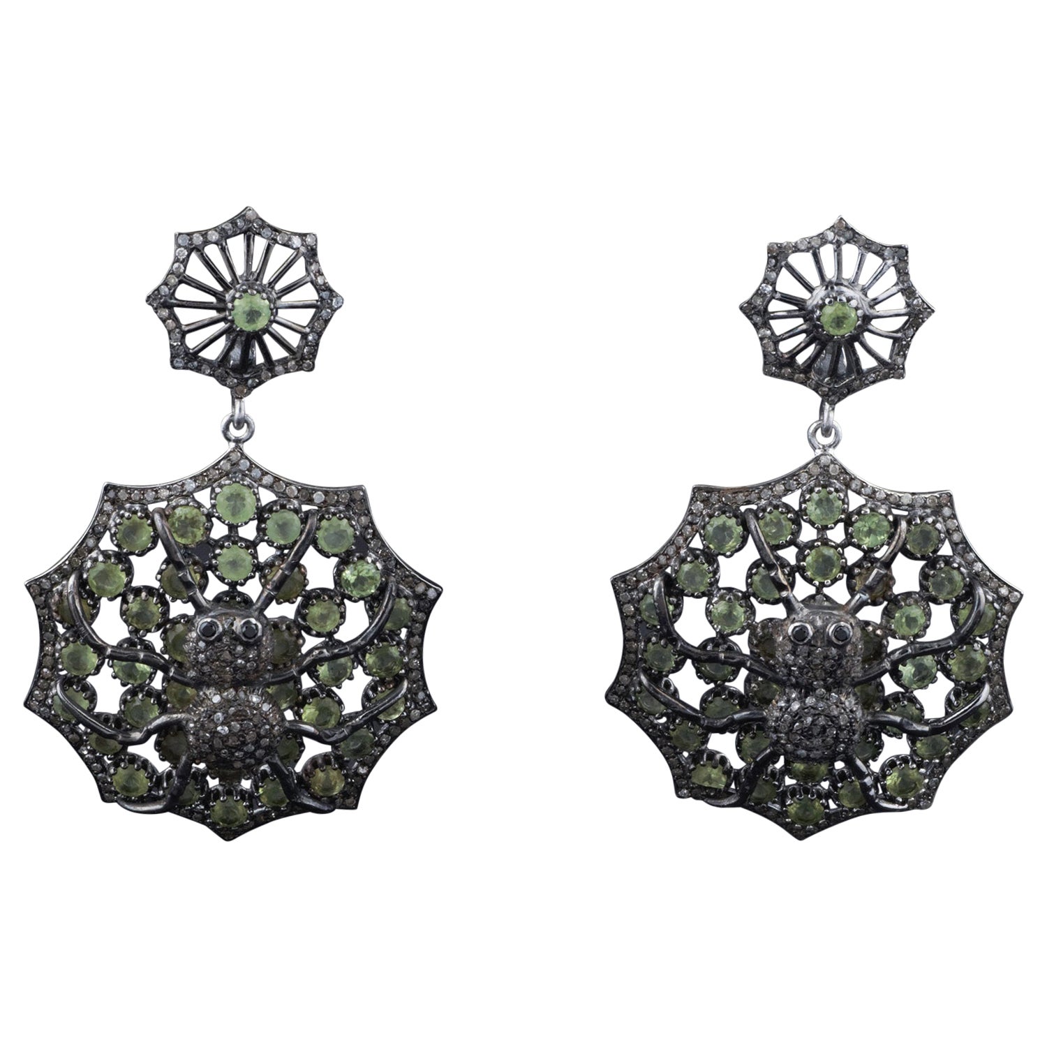 Silbergrüne Peridot-Ohrringe, antike viktorianische Diamant-Ohrringe im Angebot