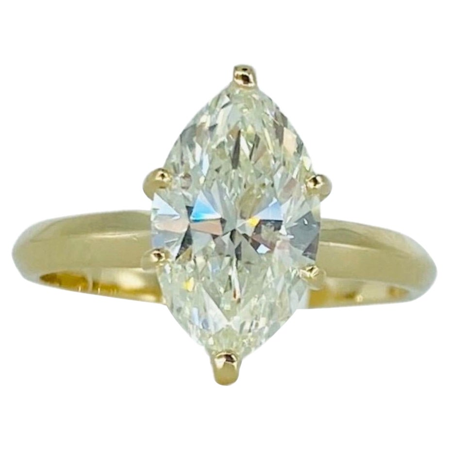 Bague solitaire en diamant taille marquise certifiée GIA 2,40 carats L/SI2 14k en vente