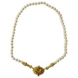 Lagos Citrin-Diamant-Gold-Anhänger an Zuchtperlen befestigt