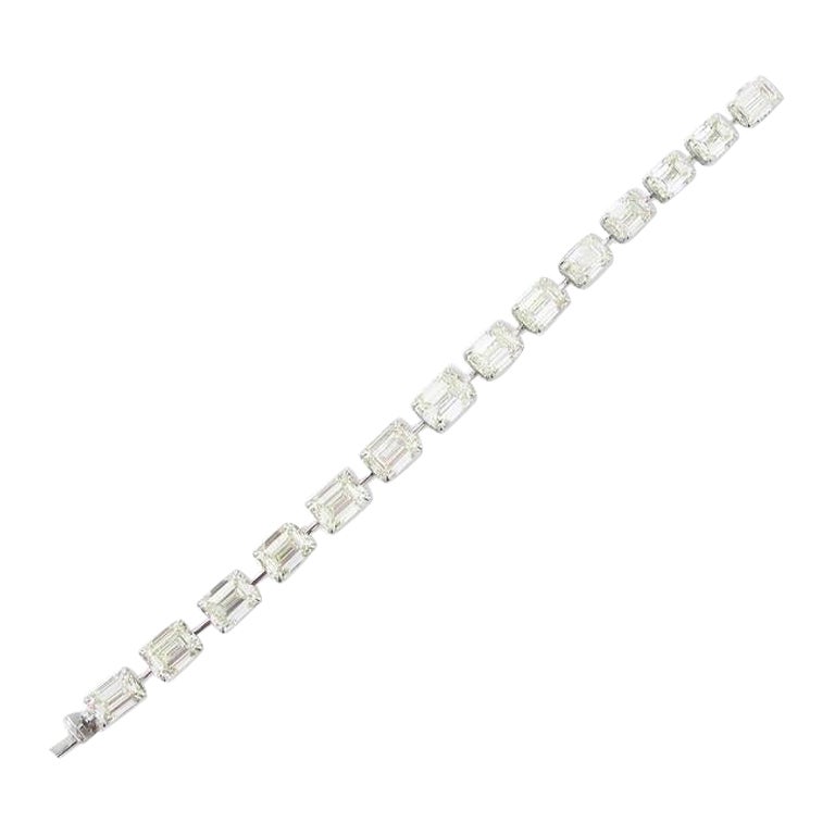 Emilio Jewelry Bracelet avec diamants taille émeraude certifiés Gia de 3,00 carats chacun